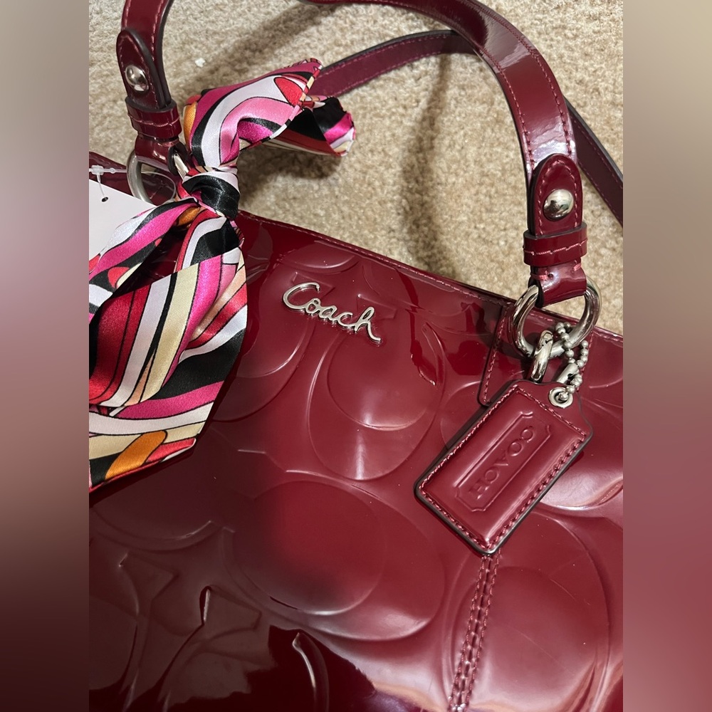 Coach Gallery Red Embossed Patent Leather Tote - Picture 4 of 6